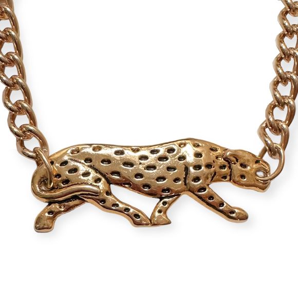 Vintage Gold Jaguar / Leopard Pendant Necklace - Picture 2 of 5